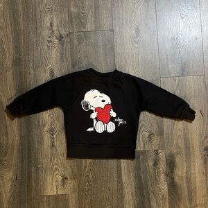 Hanna Andersson Peanuts Sweatshirt with Snoopy